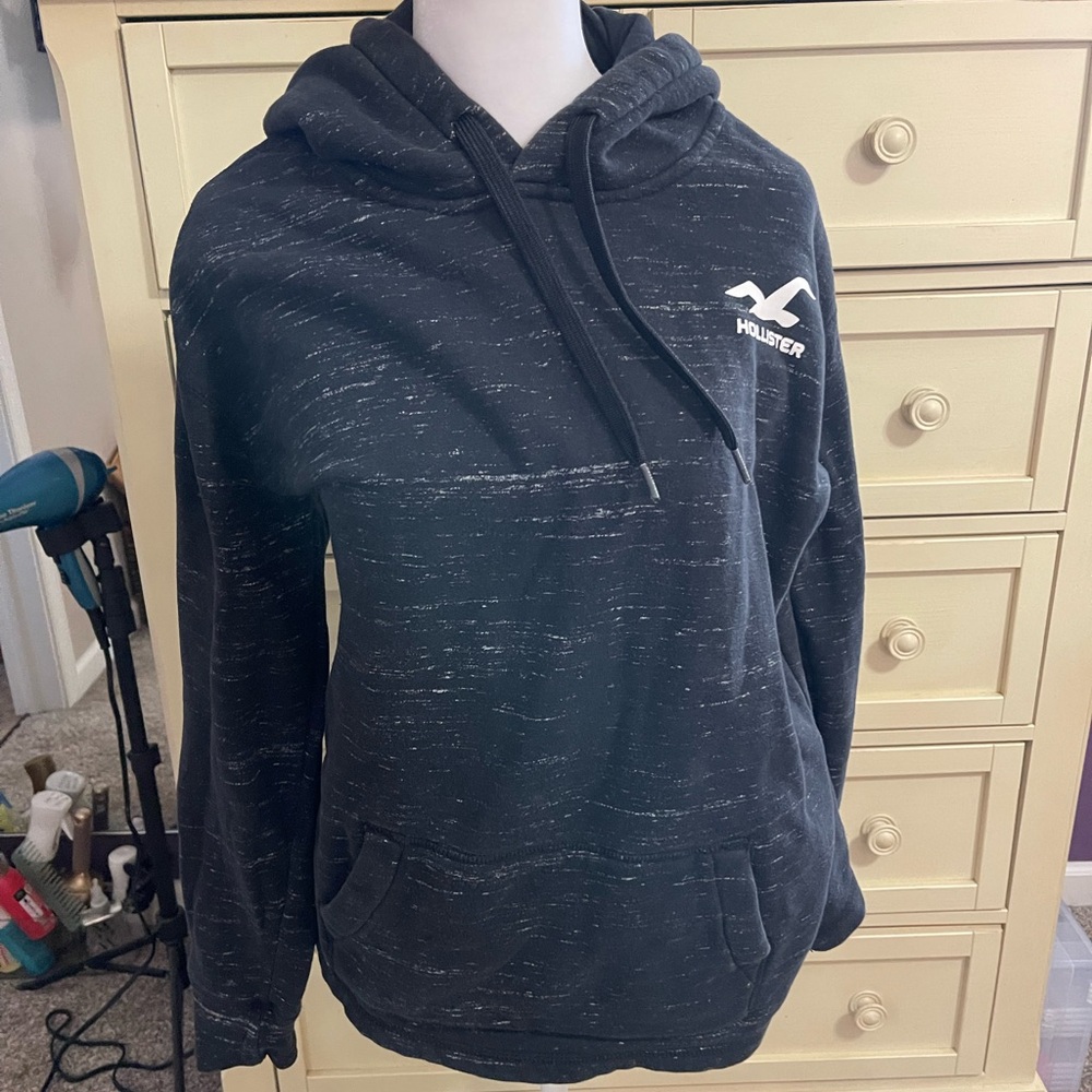 Hollister Men's Charcoal Hoodie Size Small-‎ preloved